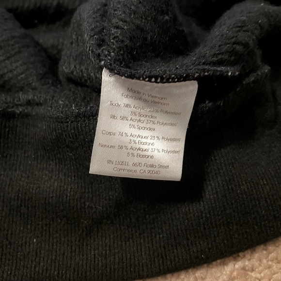 Nordstroms maternity Ingrid and Isabel soft black cowl neck long sweater size L - Picture 6 of 6